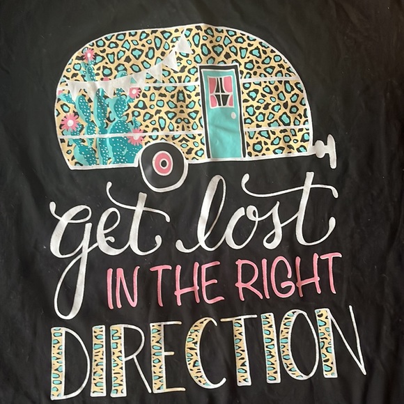 Get Lost in the Right Direction Black Tee - Picture 2 of 2